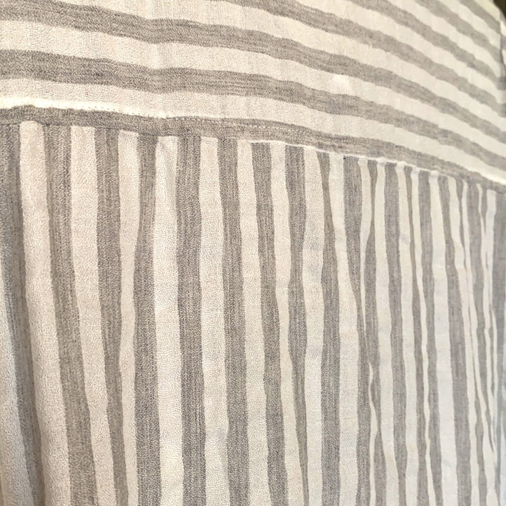 H&M Button Up Tunic - Picture 5 of 6